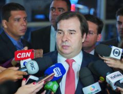 Brasília: Maia quer aumentar segurança jurídica para atrair investimentos