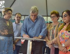 Prefeito Fernando Cunha assina ordem e acesso à ZPE de Macaíba começa a ganhar pavimentação