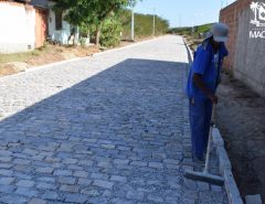 Caravana das Obras: Prefeitura de Macaíba dá sequência à pavimentação do distrito de Mangabeira