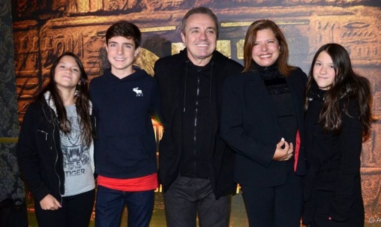 Gugu e Familia