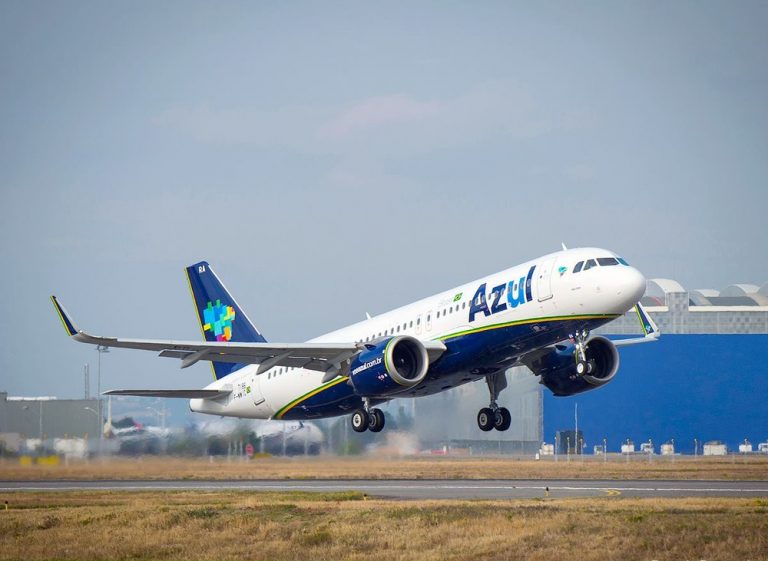 azul