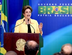 PENSE EM UMA GOLPISTA: Dilma quer reparação milionária por ter sido ‘pressionada’ a se demitir em 1977