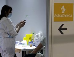 VACINAS: Berlim suspende vacina AstraZeneca após nove mortes na Alemanha