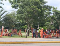 “ENTRE ASPAS”: Garis fazem greve