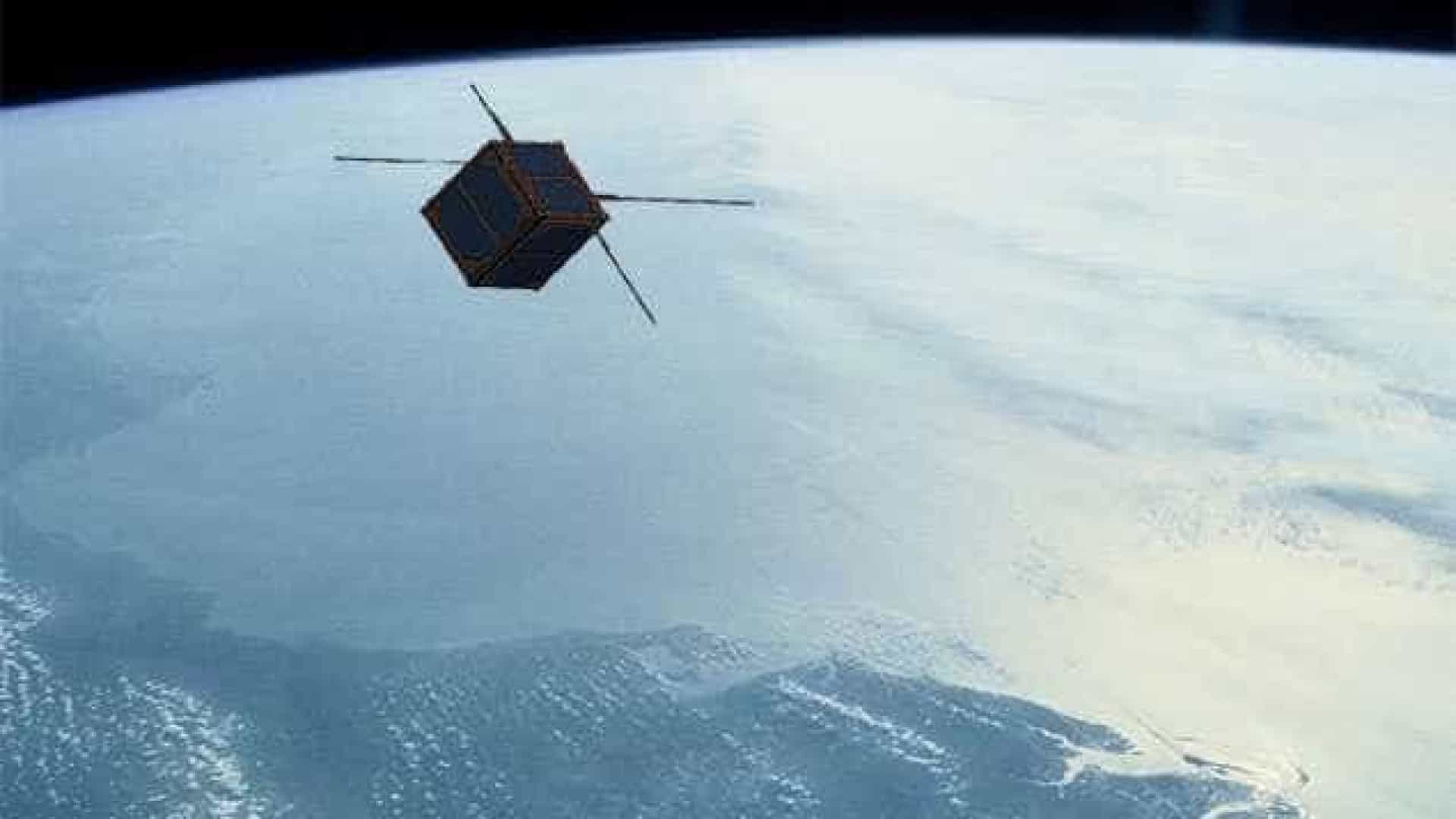 Satélite1