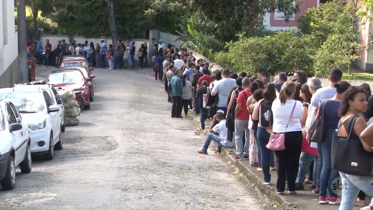 Fila de emprego