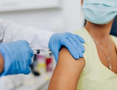 VACINAS: Vacinados com a 1ª dose contra covid chegam a 29,5 milhões; 13,96% da população