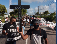 Trabalhadores fazem protesto em Natal (RN) contra decreto de Fátima