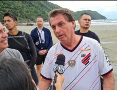 “Se depender de mim, é o pai que decide”, disse Bolsonaro sobre vacinação infantil