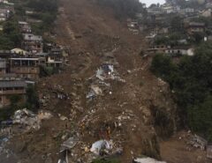 Tragédia em Petrópolis: total de mortos vai a 94; bombeiros já resgataram 24 pessoas com vida