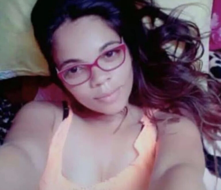 MULHER MORTA