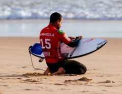 Potiguar Ítalo Ferreira é classificado em circuito mundial de surf que acontece em Portugal