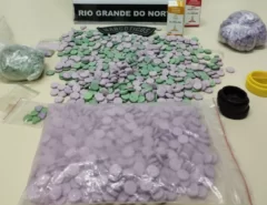 Polícia apreende mais de 500 comprimidos de ecstasy em casa na Zona Oeste de Natal