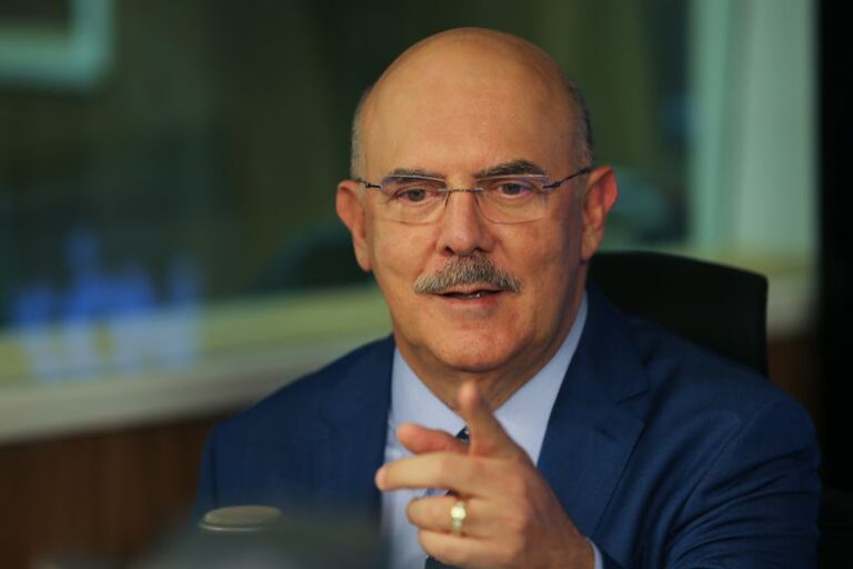 Ministro da Educação, Milton Ribeiro, participa do programa A Voz do Brasil