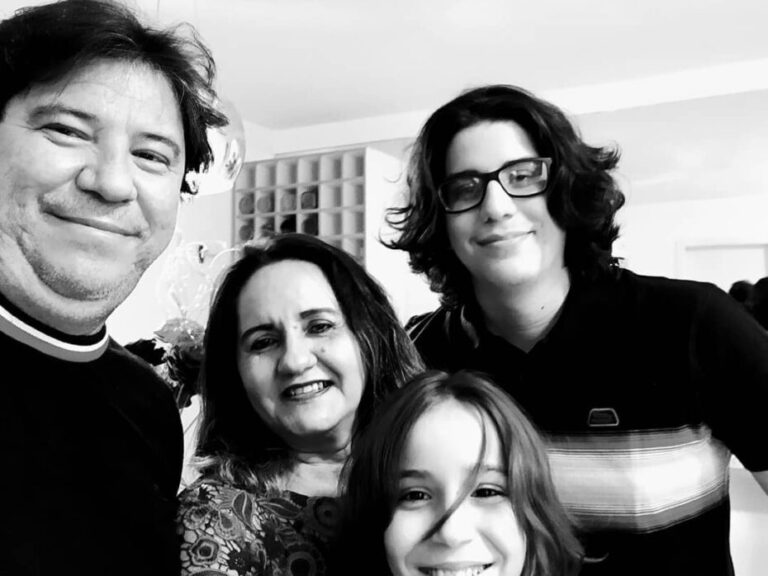 FAMILIA-ALDEMIR-FREIRE-e1657193140731-930x698