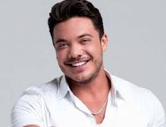 Safadão sofreu dano neurológico e quase teve paralisia, diz médico