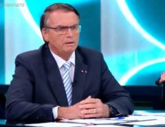 Bolsonaro critica proposta do PT de regular imprensa e diz que Lula ‘pretende calar a mídia brasileira’