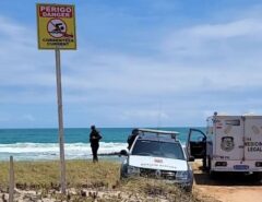 Mulher morre afogada na praia de Barra do Cunhaú, no litoral sul do RN