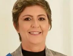 Prefeita bolsonarista cumpre promessa e renuncia após posse de Lula