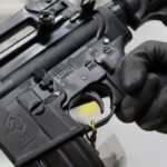 Arma em fábrica de armamentos em São Leopoldo 15/01/2019 REUTERS/Diego Vara