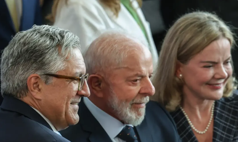 Lula 233