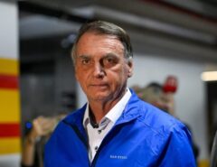 Vejam a  reação de Bolsonaro ao saber que Trump sancionou Moraes