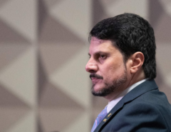 PF indicia Marcos do Val por obstrução de Justiça e incitação ao crime