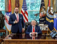 Conselheiro de Trump diz que Fux ‘destruiu’ guerra política de Moraes