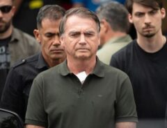O ex-presidente Jair Bolsonaro recorrerá à 2ª Turma do STF para tentar anular condenação