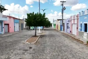 milhares de pessoas deixaram suas casas! 