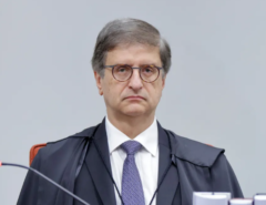 PGR se manifesta e diz não se opor à cirurgia de Bolsonaro no Natal