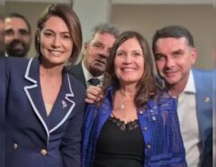 Bolsonaro escolhe Michelle e Bia Kicis candidatas ao Senado no DF