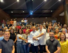 Prefeito Emídio Jr. anuncia reajuste de 5,4% no piso do magistério durante abertura da Jornada Pedagógica 2026