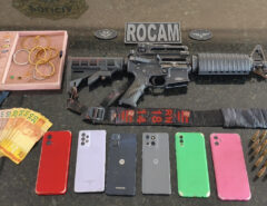 PM apreende fuzil após trocar tiros com bandidagem em Natal