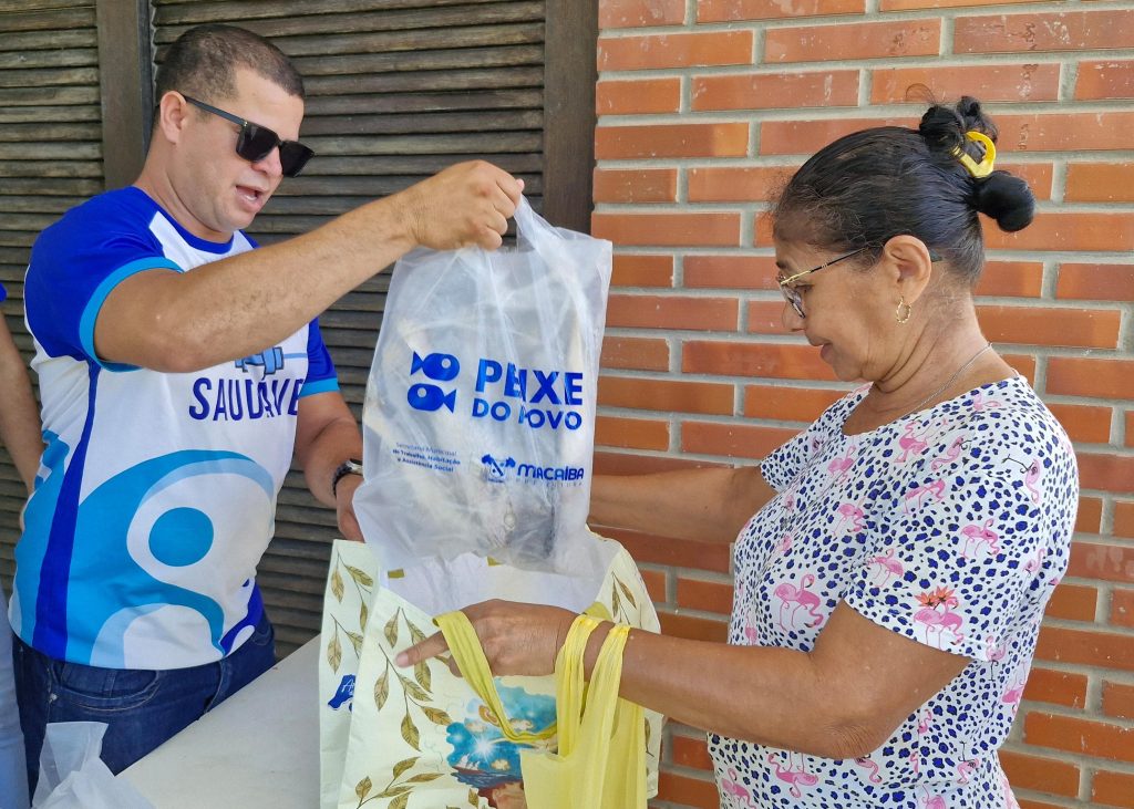 pEIXE NA MESA
