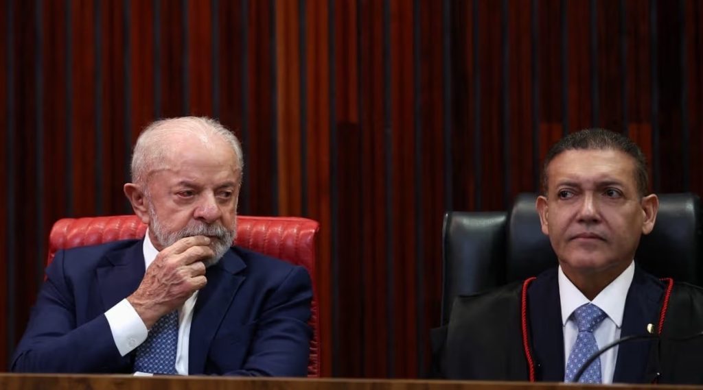 lELA E NUNES MARQUES