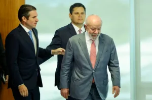 lULA5
